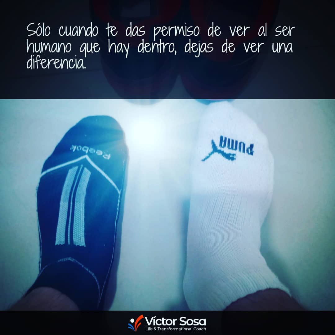 Sólo cuando te das permiso de ver al ser humano que hay dentro, dejas de ver una